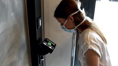 lettura temperatura corporea senza riconoscimento facciale